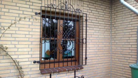 Fenstergitter von Metallbau Remmer – Referenz 1